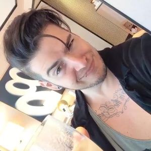 Meet your Posher, Santino